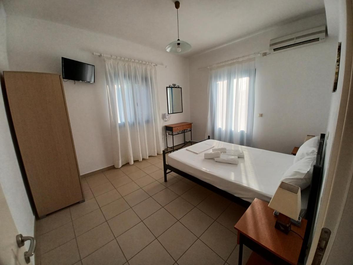 Taxiarchis Studios Agios Georgios  Esterno foto